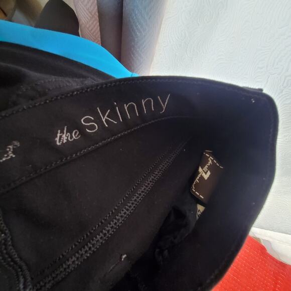 7 for all mankind black stretchy "the skinny" pants  Size 29 GUC - Picture 6 of 9